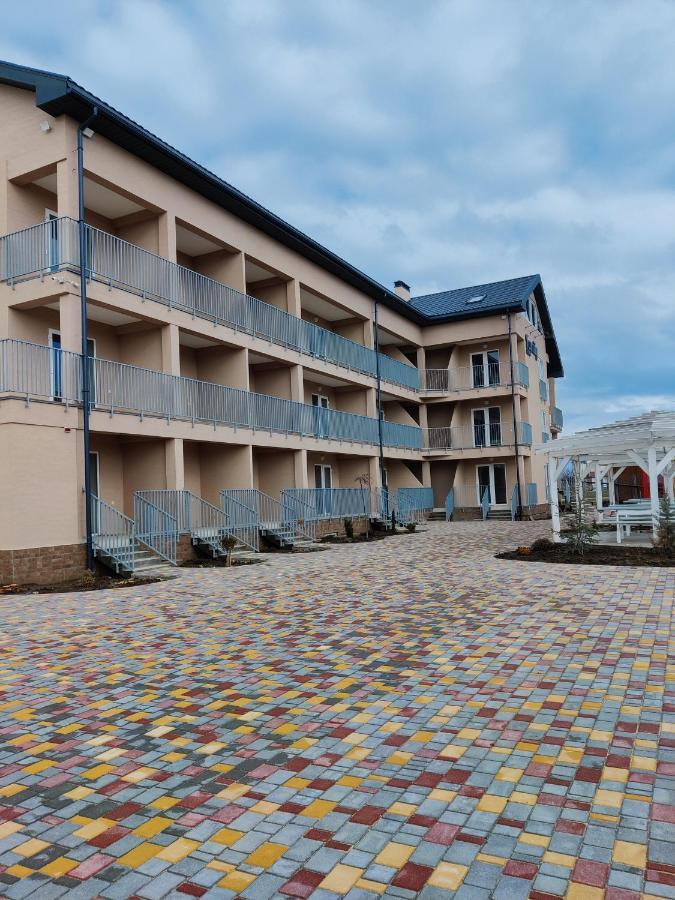 Family Hotel Hrybiwka Exterior foto